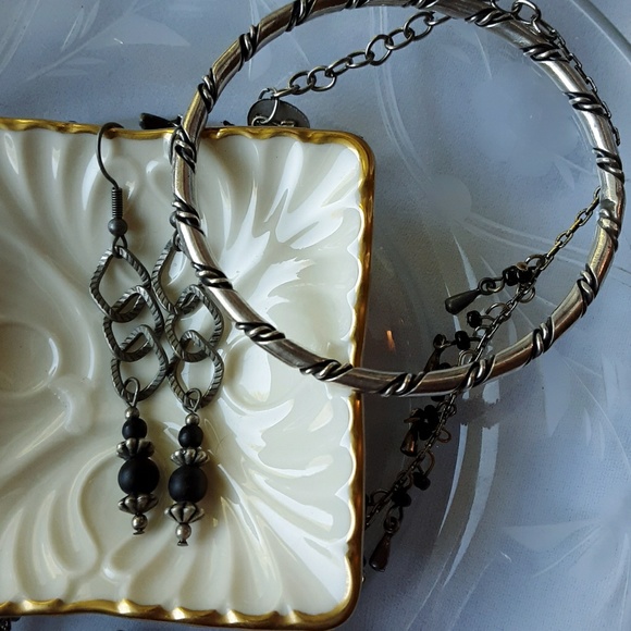 Bold Silver & Black Zar Necklace Set - Picture 5 of 8